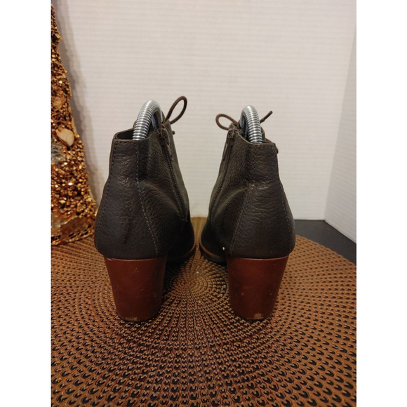 Korks Booties Size 7.5 - Picture 4 of 5